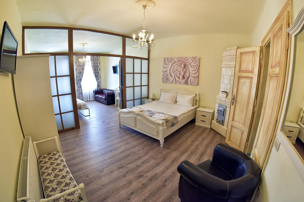 La Maisonnette Brasov Luaran gambar